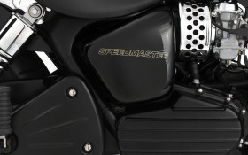 Triumph Speedmaster摩托桌面壁纸