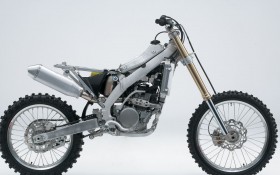 10款RM-Z 250摩托桌面壁纸
