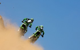 川崎KX450F 摩托桌面壁纸