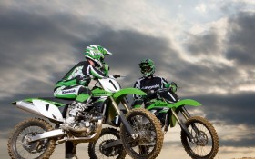 川崎KX450F 摩托桌面壁纸