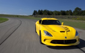 2013款道奇 SRT Viper GTS跑车桌面壁纸