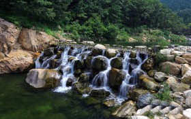 山东桃花峪风景桌面壁纸
