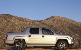 本田Ridgeline Sport皮卡桌面壁纸