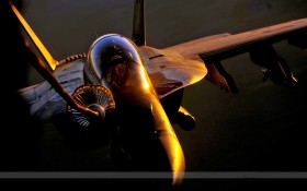 F-18大黄蜂桌面壁纸