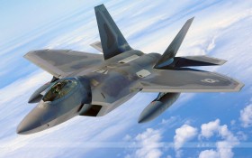 F-22猛禽战斗机桌面壁纸