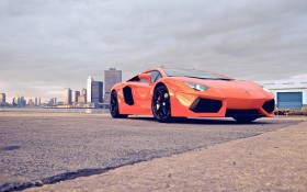 橙色兰博基尼Aventador汽车桌面壁纸