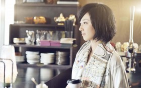 清新美女 桂纶镁桌面壁纸