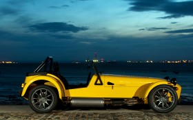 2013款Caterham Seven Supersport R跑车桌面壁纸