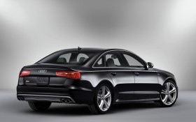 2013款奥迪 S6 4.0 TFSI轿车桌面壁纸