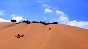 内蒙古希拉穆仁草原风景桌面壁纸