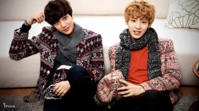 韩国帅哥组合Exo-K校服代言桌面壁纸