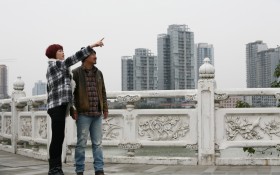 《笑过2012》桌面壁纸