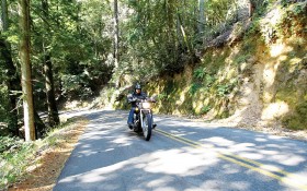 本田Shadow Spirt 750 C2摩托桌面壁纸