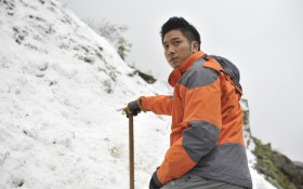 《凶间雪山》桌面壁纸