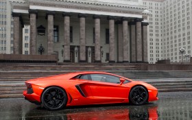 2012款兰博基尼Aventador LP700-4跑车桌面壁纸