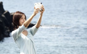 韩国美女林允儿桌面壁纸