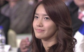 韩国美女林允儿桌面壁纸