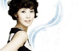韩国美女明星金南珠桌面壁纸