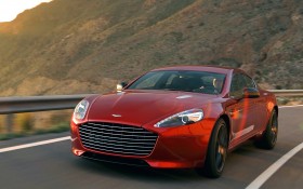 2014款阿斯顿·马丁Rapide S汽车桌面壁纸
