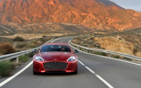 2014款阿斯顿·马丁Rapide S跑车桌面壁纸