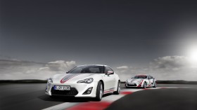 2014款丰田GT86 Cup Edition跑车桌面壁纸