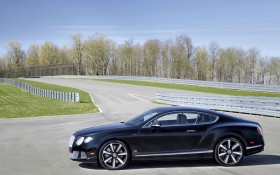 2014款宾利欧陆 GT W12 Le Mans Edition轿车桌面壁纸