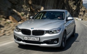 宝马335i GT汽车桌面壁纸