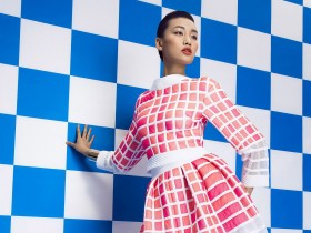 黄晓萌《VOGUE》时装桌面壁纸
