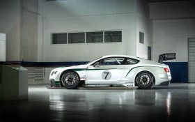Bentley Continental GT3 Race C汽车桌面壁纸