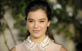 欧美明星海莉·斯坦菲尔德Hailee Steinfeld桌面壁纸