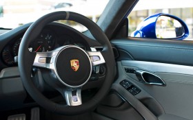 2014款保时捷911 Carrera 4S 5M版超跑汽车桌面壁纸