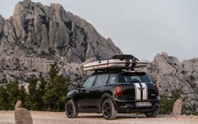 2013款Mini Countryman ALL4旅行车桌面壁纸
