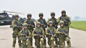 《我是特种兵之火凤凰》电视剧桌面壁纸