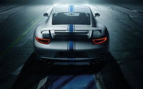 2014年保时捷911 Turbo汽车桌面壁纸