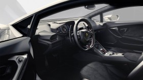2015款兰博基尼 Huracan LP640-4跑车桌面壁纸