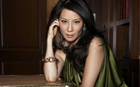 功夫女星 刘玉玲桌面壁纸