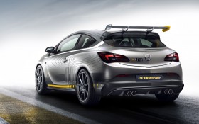 2015欧宝的Astra OPC EXTREME汽车桌面壁纸