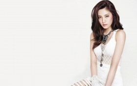 韩国美女明星林珍娜Nana桌面壁纸