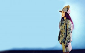 2NE1成员朴山多拉桌面壁纸