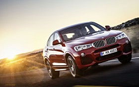 2015宝马X4汽车桌面壁纸