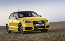 2015奥迪S1 Sportback汽车桌面壁纸