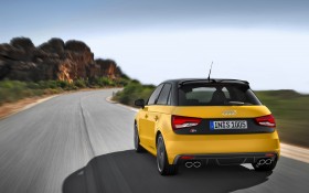 2014奥迪S1 Sportback汽车桌面壁纸