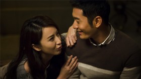 《撒娇的女人最好命》喜剧电影桌面壁纸