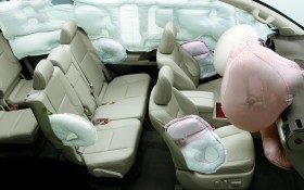 2011雷克萨斯GX460汽车桌面壁纸