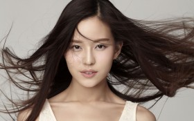 清纯深大校花温健婷桌面壁纸