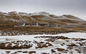 西藏米拉山风景桌面壁纸