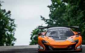 2015款迈凯伦 650S GT3 汽车桌面壁纸