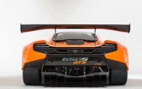 2015款迈凯伦 650S GT3 汽车桌面壁纸