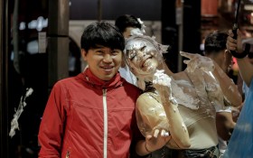 《求爱大作战》桌面壁纸