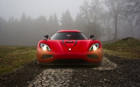 幽灵超跑Koenigsegg汽车桌面壁纸